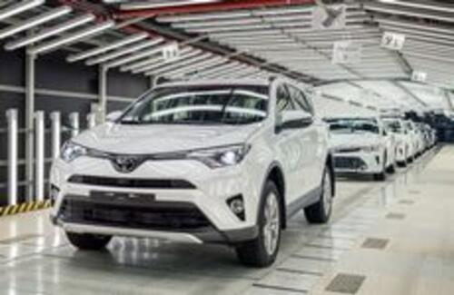 Toyota RAV4 начали собирать в России