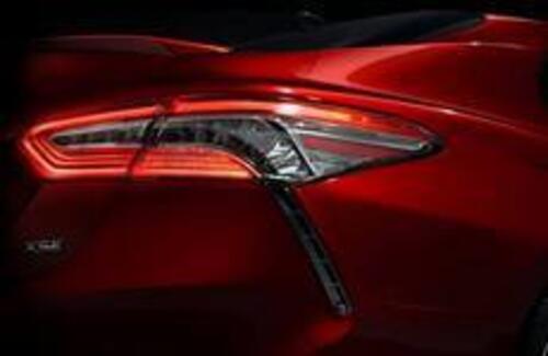 Новую Toyota Camry покажут 9 января