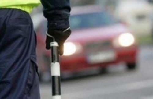 За разворот через сплошную будут лишать прав