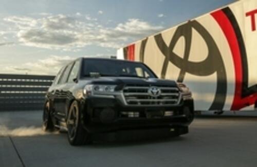Toyota Land Cruiser стал самым быстрым внедорожником в мире 