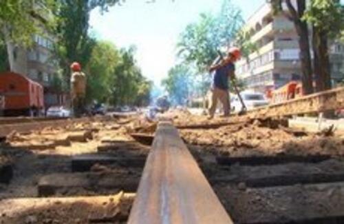 Движение на дорогах Алматы будет затруднено до осени