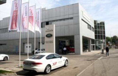 Новый дилерский центр JAGUAR LAND ROVER в Алматы