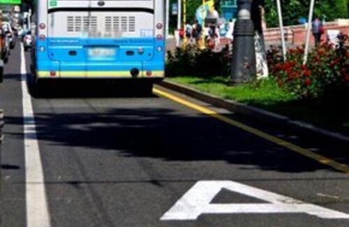 Миллиард тенге заплатили алматинцы за езду по выделенкам