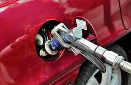 В Казахстане хотят снизить налог на газовые авто