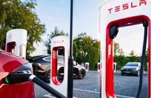 В Алматы откроется первый в Казахстане сервис Tesla