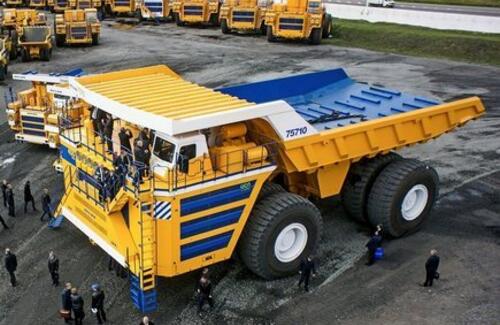 В Беларуси сделали самый большой в мире автомобиль