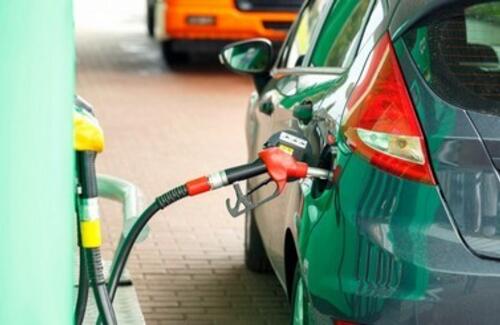 Налог на авто в стоимость бензина включать не будут