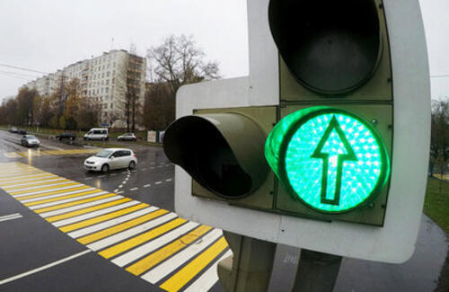 Умные светофоры запущены на дорогах Алматы