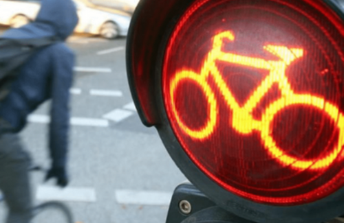 Первые велостветофоры появятся в Алматы